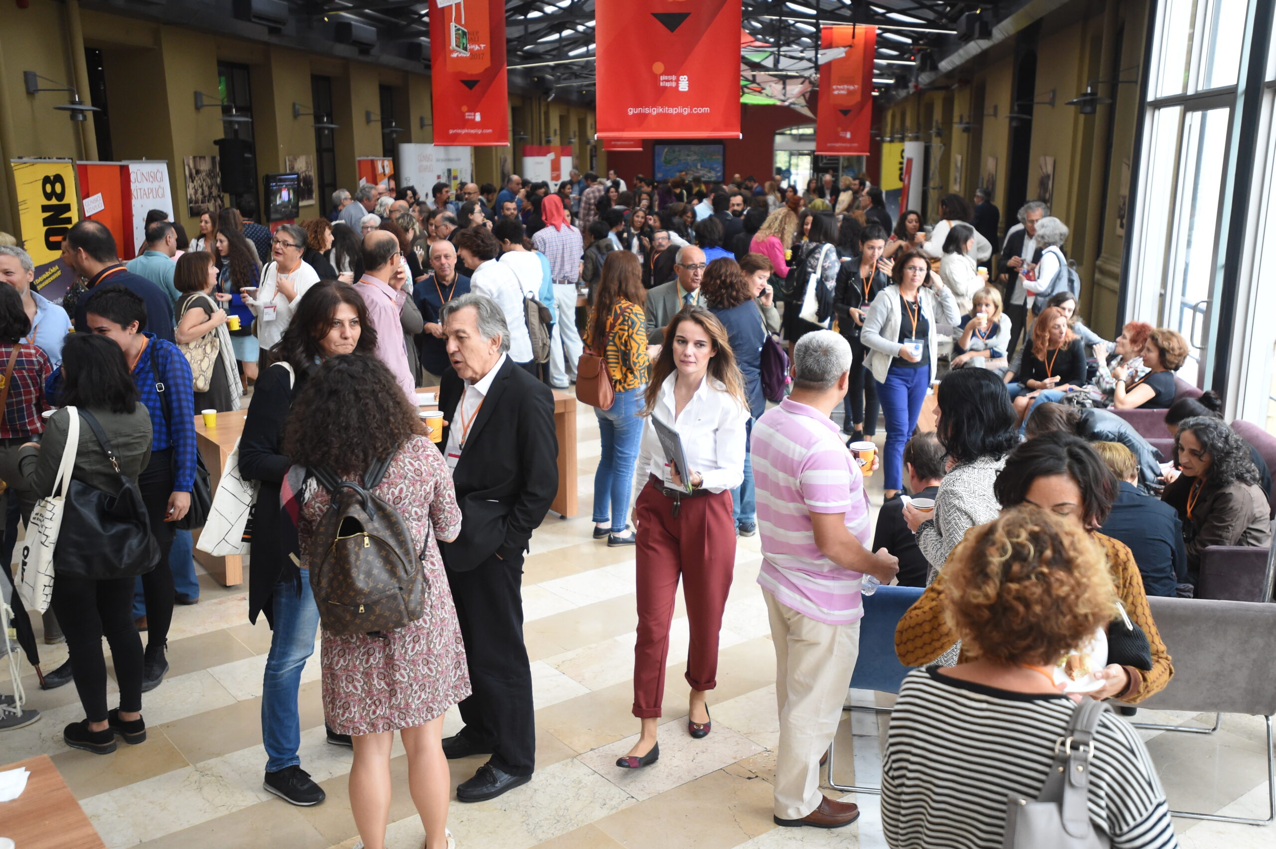 Yıllık yayıncılık konferansı 7. Zeynep Cemali Edebiyat Günü yoğun bir katılımla gerçekleşti!